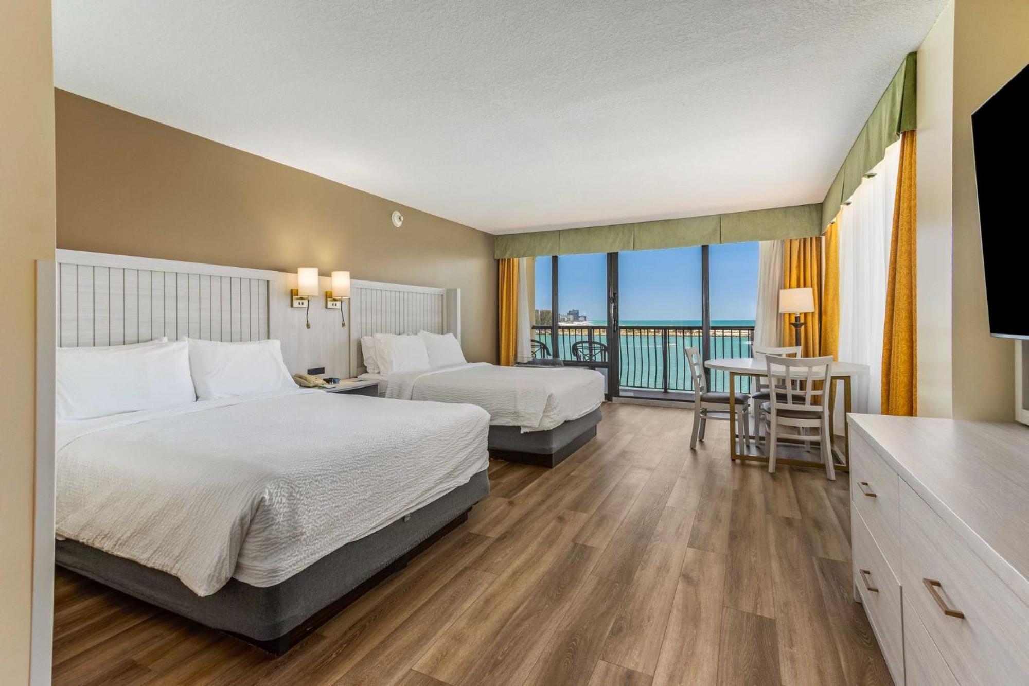 & Clearwater By Ihg Resort Clearwater Beach